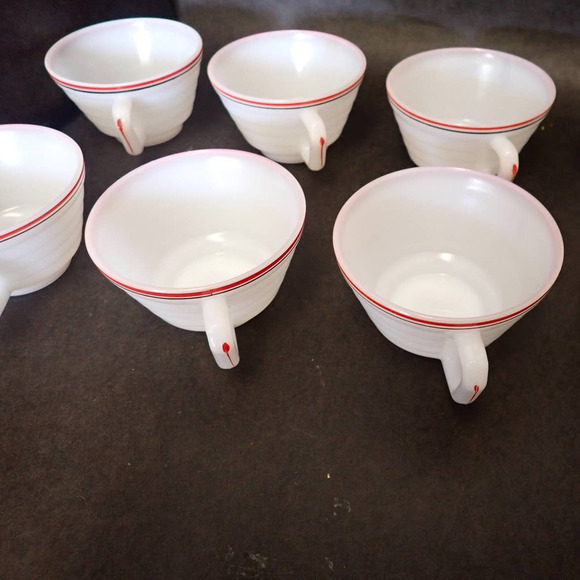 Vintage Hazel Atlas Moderntone Platonite Ribbed Milk Glass A Pair 2  Coffee Cups - Picture 4 of 9